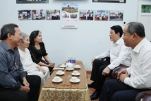President Luong Cuong meets with relatives of President of the State Council Vo Chi Cong (Photo: VNA)