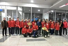 Vietnamese para sports athletes are welcomed back home on late January 27. (Photo: Sports Authority of Viet Nam)