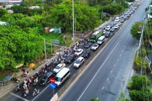 Prevent prolonged traffic congestion at the gateways to Ha Noi and Ho Chi Minh (Source: thuongtruong.com.vn)
