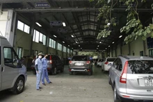 Vehicles undergoing inspection at a vehicle inspection center in Ha Hoi. Photo: vnexpress.net