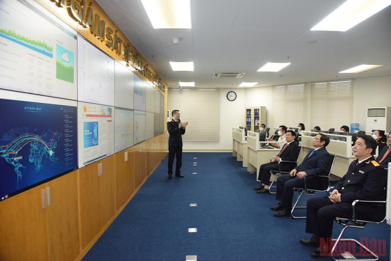 PM attends launch of national electronic invoicing system ảnh 4 PM attends launch of national electronic invoicing system ảnh 4