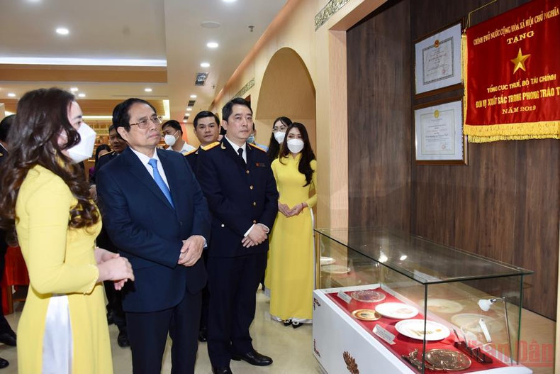 PM attends launch of national electronic invoicing system ảnh 5 PM attends launch of national electronic invoicing system ảnh 5