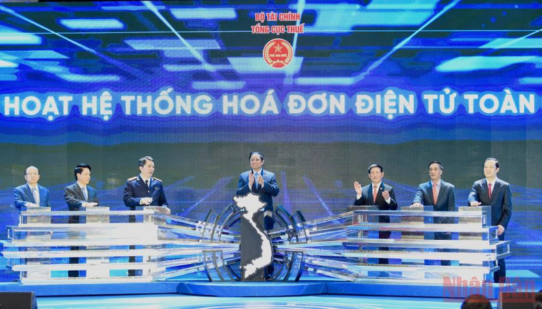 PM attends launch of national electronic invoicing system ảnh 1 PM attends launch of national electronic invoicing system ảnh 1