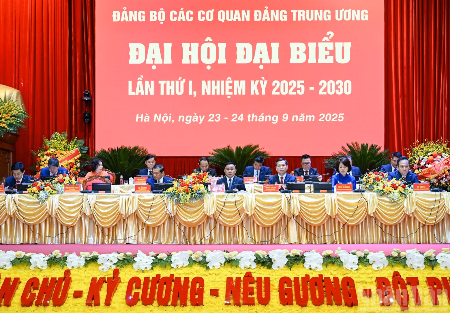 bnd-4713.jpg