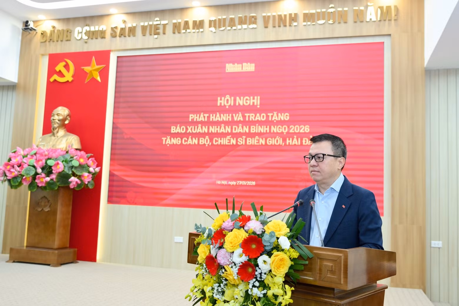 trao-tang-bao-xuan-cho-cb-cs-bien-gioi-hai-dao-0591.jpg