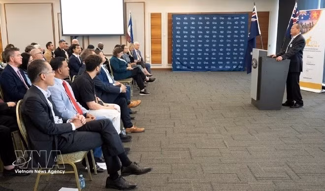 NAVCCI President and National Director Ky Cao speaks at the launch of the chamber. (Photo: VNA)
