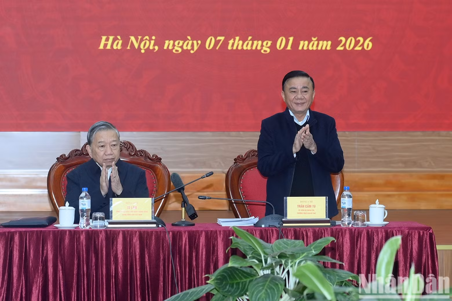 ndo-br-a4-bnd-6809.jpg