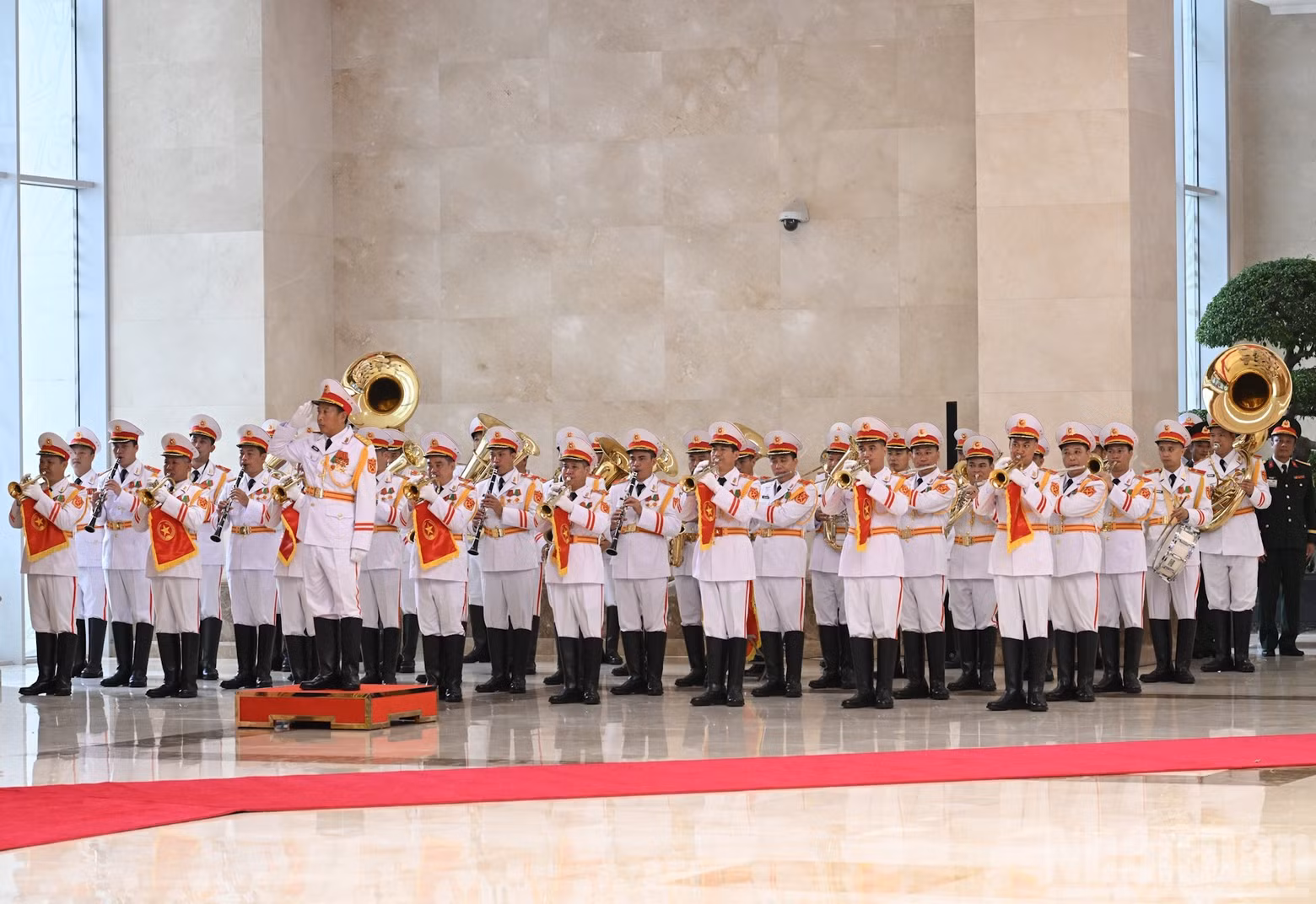 The military band of the Viet Nam People's Army at the welcome ceremony.