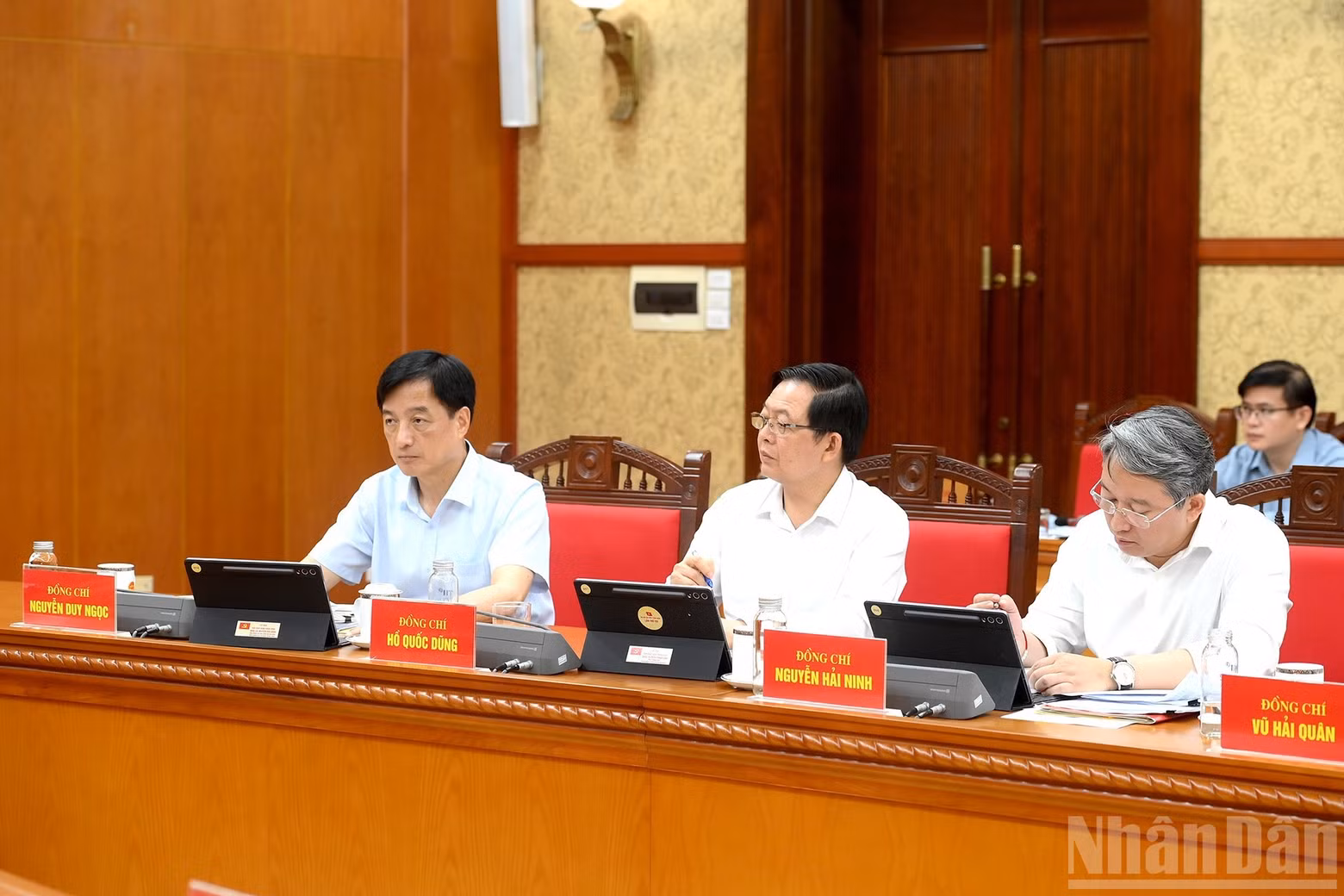Party and State leaders and delegates attend the meeting.