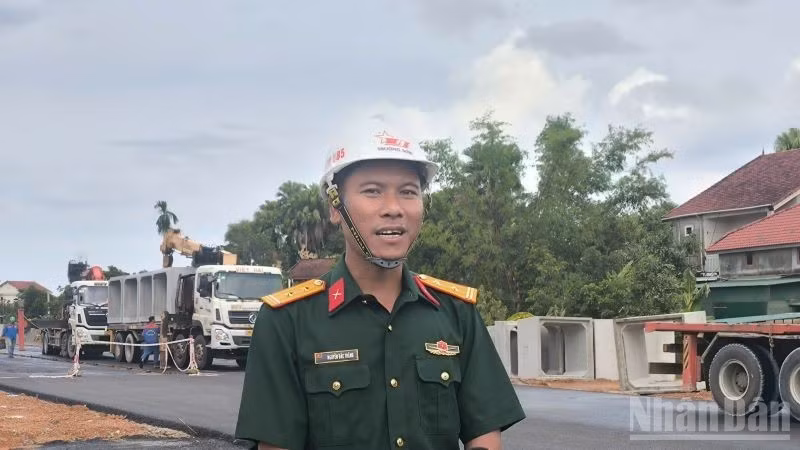 Major Nguyen Dac Thang, Commander of Company 185 under Army Corps 12. (Photo: NDO)