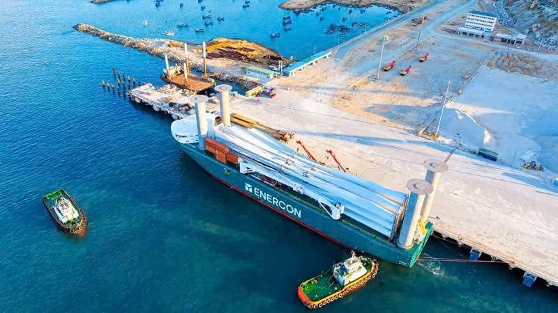 A vessel carrying equipment for wind power projects docks at Ca Na International Port to serve energy projects in southern Khanh Hoa. (Photo: PHUONG THAO)