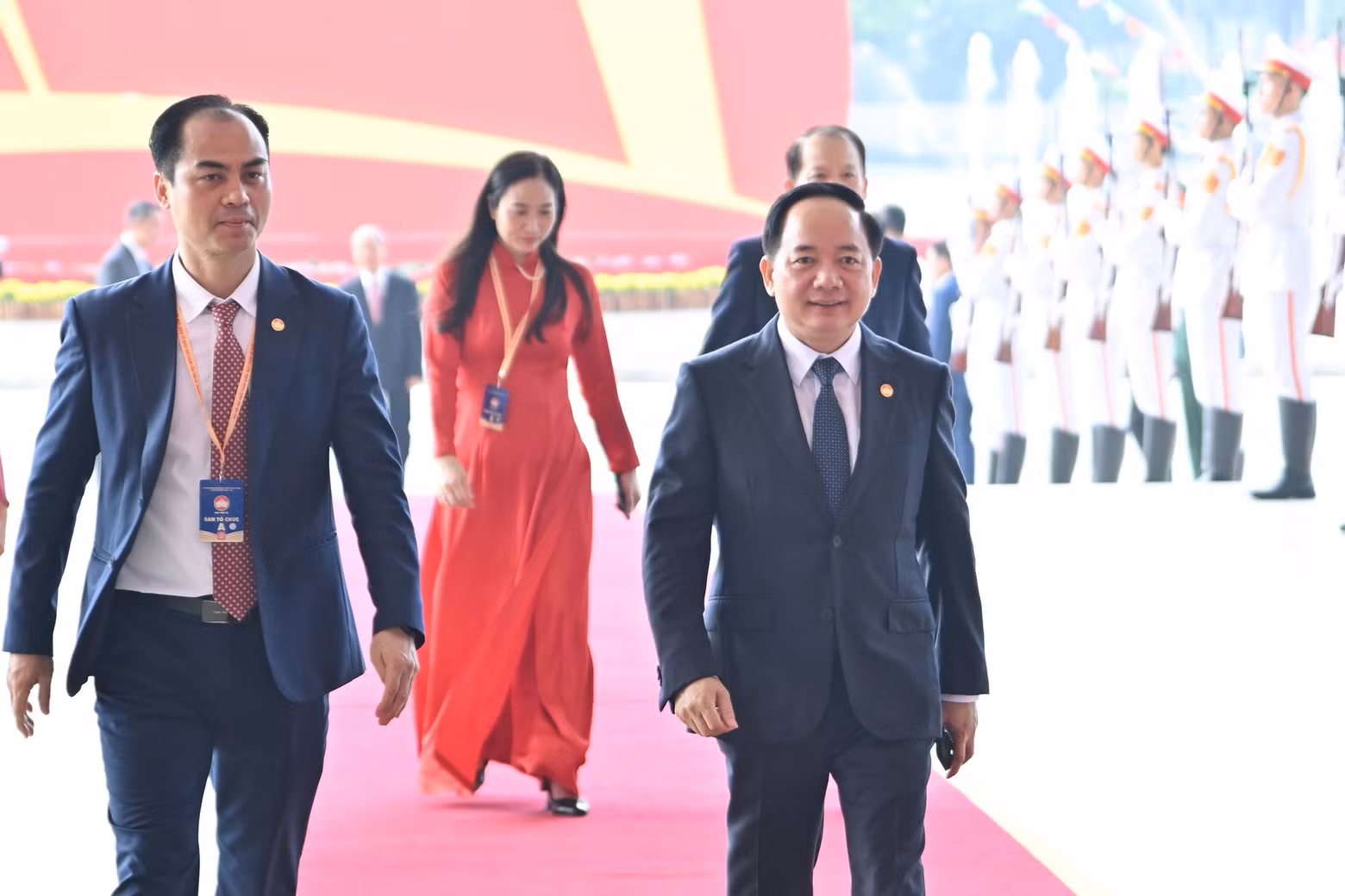 Head of the Party Central Committee’s Commission for Communication, Education and Mass Mobilisation Trinh Van Quyet attends the congress.
