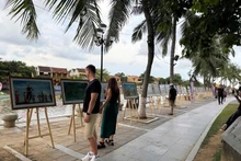 Visitors at the exhibition 