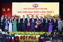 Prime Minister Pham Minh Chinh and delegates at the first congress of the Ministry of Science and Technology’s Party organisation for the 2025–2030 term. (Photo: NDO/Tran Hai)