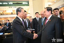 Vietnamese National Assembly Chairman Tran Thanh Man (R) meets with Zhao Leji, Chairman of the Standing Committee of the National People’s Congress (NPC) of China, in Geneva, Switzerland, on July 29. (Photo: qdnd.vn)