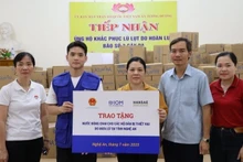 Fresh water delivered to storm-hit residents in Nghe An