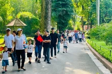 The tourism industry serves about 5.5 million visitors during the National Day holiday.