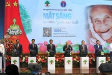 Delegates at the launch ceremony 