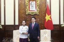 State President Luong Cuong (R) receives Cambodian Ambassador to Viet Nam Touch Pharat in Ha Noi on March 18. (Photo: VNA)