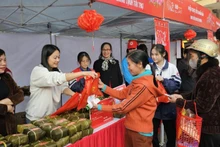 “Tet of Compassion” is organised to support needy households, people facing hardship and other vulnerable groups in preparation for Tet.