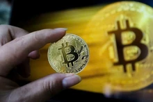 The Digital Technology Industry Law is considered a crucial legal framework, paving the way for the development orientation of the digital financial market in Viet Nam. (Illustrative image)