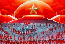 A highlight performance at the special artistic programme Duoi la co ve vang cua Dang (Under the Party’s glorious flag), on the evening of January 23, 2026. (Photo: Dang Khoa–Thuy Nguyen)