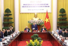 The January 6 press conference announcing the State President’s orders promulgating 12 recently passed laws (Photo: VNA)