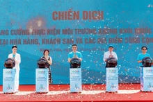 The launch ceremony of the campaign to strengthen smoke-free environment in Khanh Hoa Province