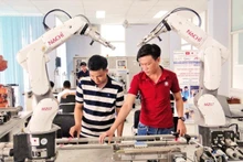 Human resources training in automation at the Training Centre of Ho Chi Minh City High-Tech Park.