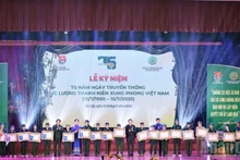 Outstanding former youth volunteers honoured at the event 