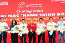 Exemplary blood donors honoured at the ceremony