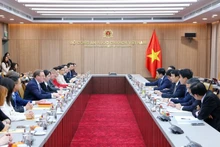 Minister of Public Security General Luong Tam Quang hosts a reception for Jens Rubbert, Chairman of the EU–ASEAN Business Council, on November 27 (Photo: VNA)