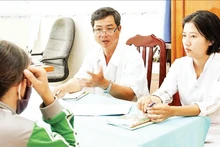 Doctors are providing guidance on household and community practices to prevent transmission among those living with HIV.