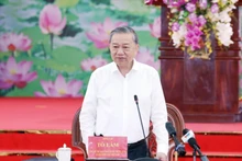 Party General Secretary To Lam speaks at a working session with the Standing Boards of the Party Committees of Can Tho, and Soc Trang and Hau Giang provinces on June 4. (Photo: VNA)