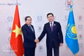 National Assembly Chairman Tran Thanh Man (left) and Yerlan Koshanov, Speaker of the Mazhilis - the lower house of Kazakhstan’s parliament, during their in Istanbul, Türkiye, on April 16 (Photo: VNA)