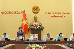 NA Vice Chairwoman Nguyen Thi Hong speaks at the session on July 14. (Photo: NDO)