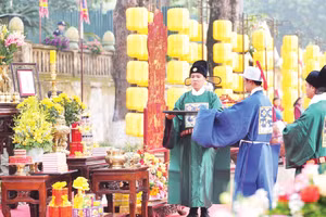 Royal rituals recreated at the Imperial Citadel of Thang Long during Lunar New Year celebrations have attracted large numbers of visitors.