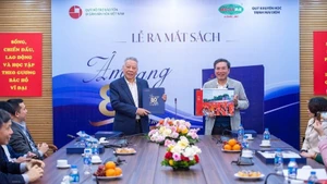 An overview of the launch ceremony. (Photo: NGOC QUANG)