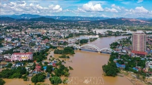 The central area of ​​Thai Nguyen province is deeply submerged in floodwater. (Photo: VNA)