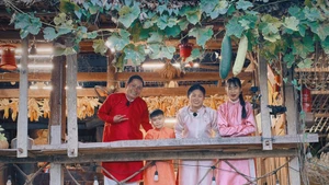 The family of Vang Thi Thong (Ban Lien, Lao Cai), a model of building a happy, civilised, and progressive family in the highlands.