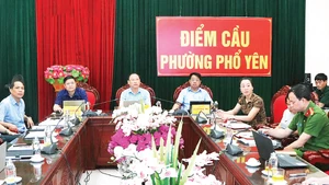 Officials from Pho Yen Ward (Thai Nguyen Province) participate in an online training course to update knowledge and skills for leaders and managers of communes, wards, and special zones, organised by the Ho Chi Minh National Academy of Politics in September 2025.