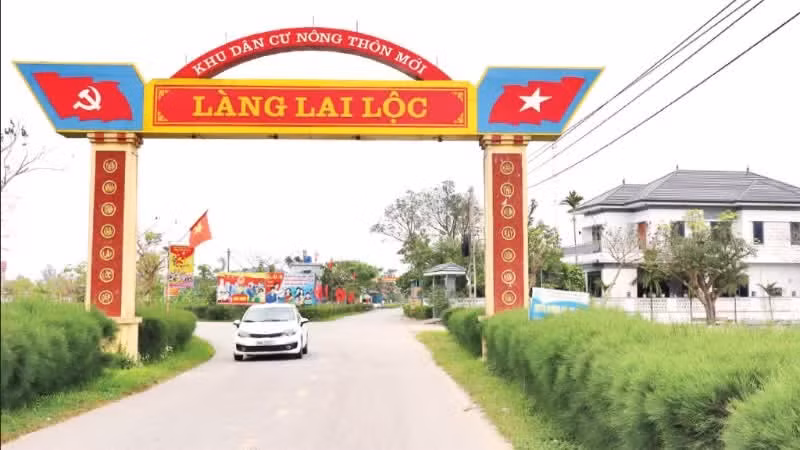 The new-style rural landscape of Cam Hung Commune, Ha Tinh Province, continues to improve.