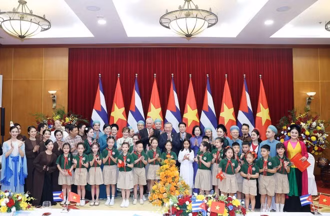 At the banquet in Ha Noi on September 1 (Photo: VNA)