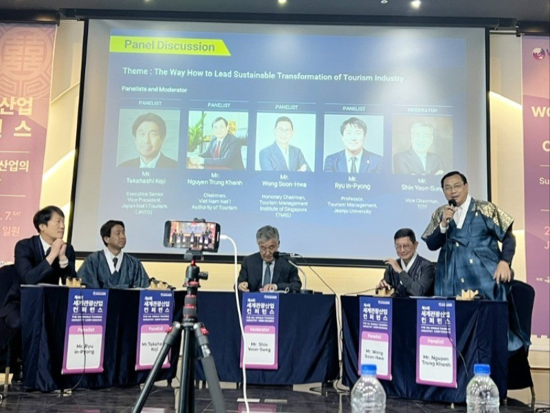 Nguyen Trung Khanh, Director General of the Viet Nam National Authority of Tourism attends the fourth Global Tourism Industry Conference. (Photo: Tourism Information Centre)