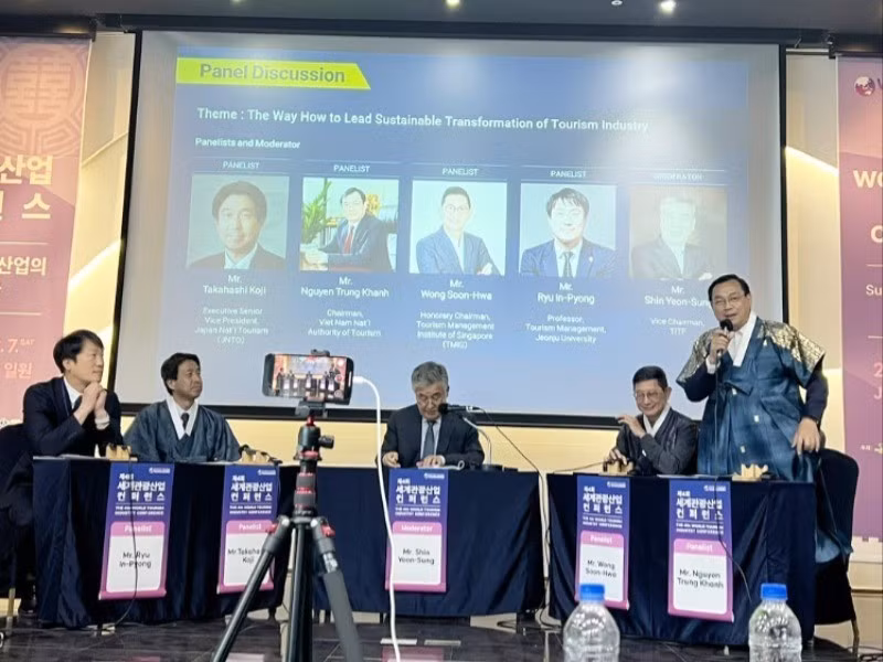 Nguyen Trung Khanh, Director General of the Viet Nam National Authority of Tourism attends the fourth Global Tourism Industry Conference. (Photo: Tourism Information Centre)