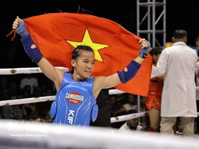 Phan Thi Hong Lien wins the last gold for of Viet Nam to help the team place No 1 in the sixth World Kun Khmer Championships' tally. (Photo: VNA)