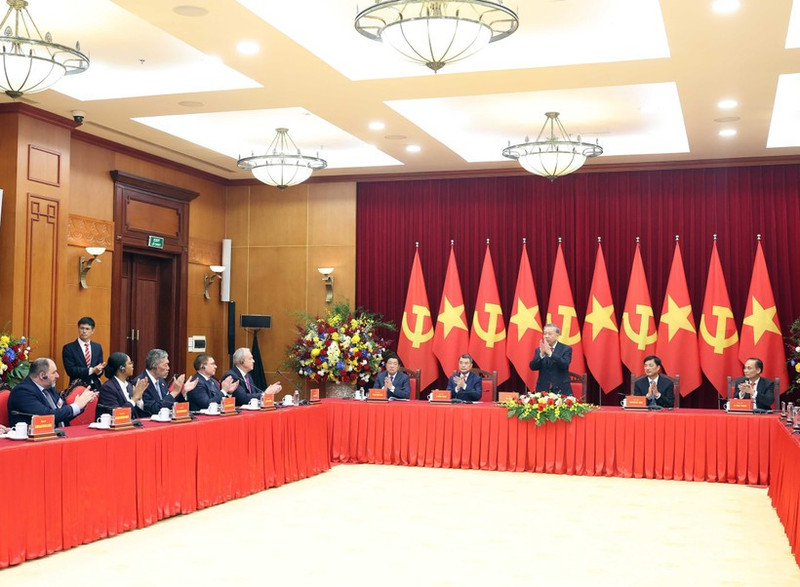 Party General Secretary To Lam hosts a delegations of leaders and representatives from foreign political parties (Photo: VNA)