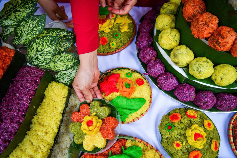 Xoi dishes on display at the traditional Phu Thuong Sticky Rice Festival (Tay Ho, Ha Noi) in 2025. (Photo: THANH DAT)