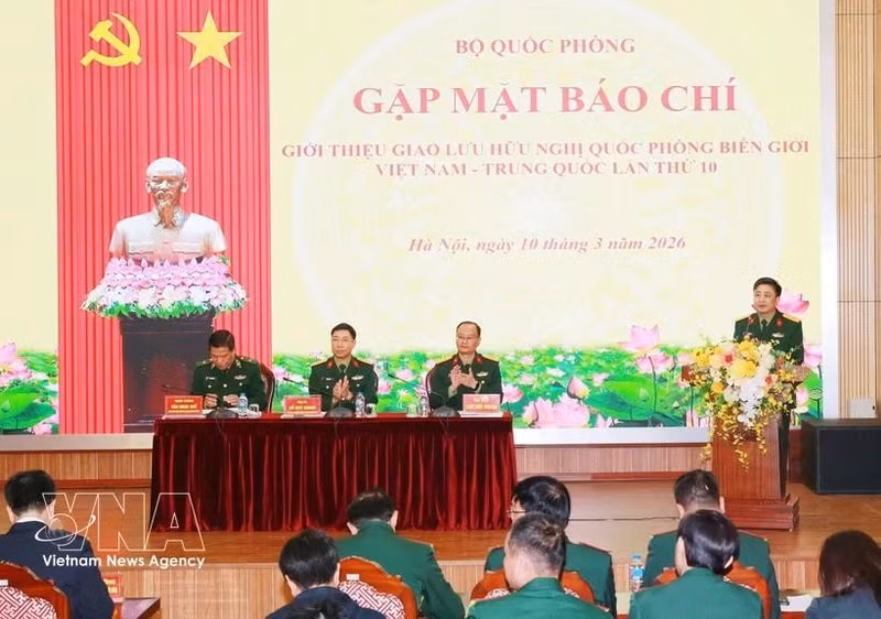 A press briefing on the 10th Viet Nam – China Border Defence Friendship Exchange (Photo: VNA)