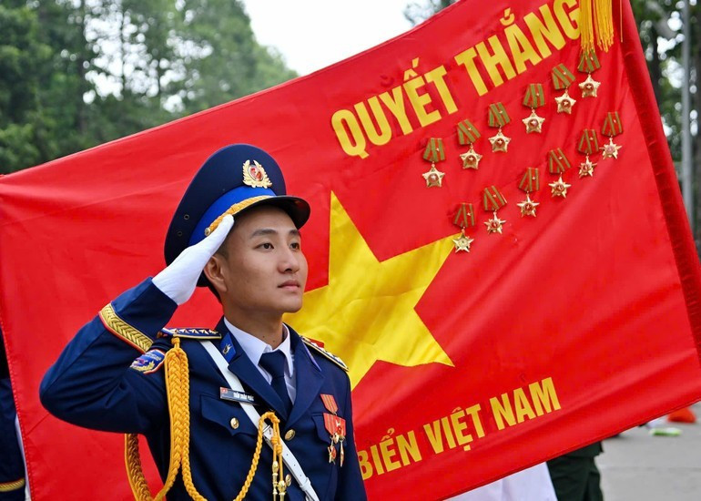 Vietnam Coast Guard officers during a pre-parade rehearsal. (Photo: nhandan.vn)